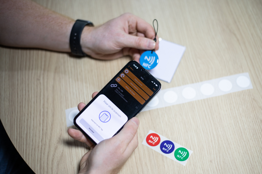 Programarea NFC
