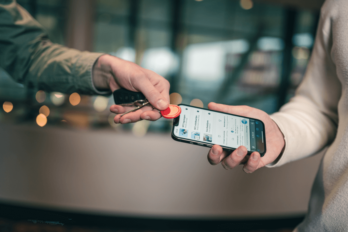 Breloc NFC