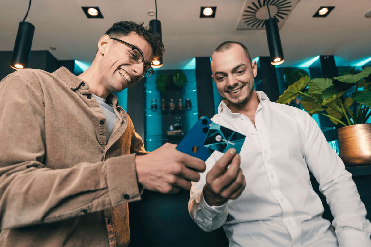 Cărți de vizită NFC